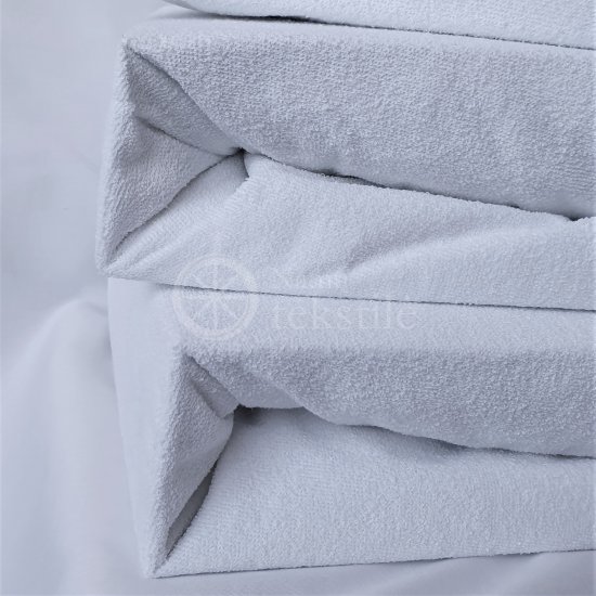 Waterproof terry fitted sheet (white)